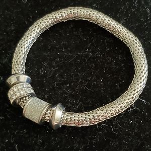 Silvertone mesh rhinestone slides stretch bracelet
